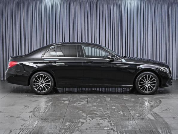 Mercedes-Benz E-Класс V (W213 S213 C238) с пробегом 2019 года, цена 2 339 000 рублей, 196992 км, седан, Автокод Объявления