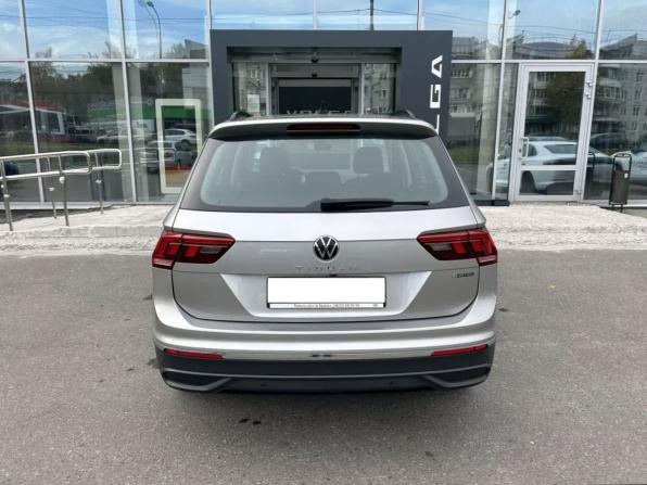 Volkswagen Tiguan II Рестайлинг с пробегом 2021 года, цена 2 399 000 рублей, 103741 км, внедорожник, Автокод Объявления