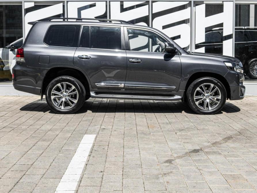 Toyota Land Cruiser 200 Series Рестайлинг 2 Ставрополь  - изображение 5