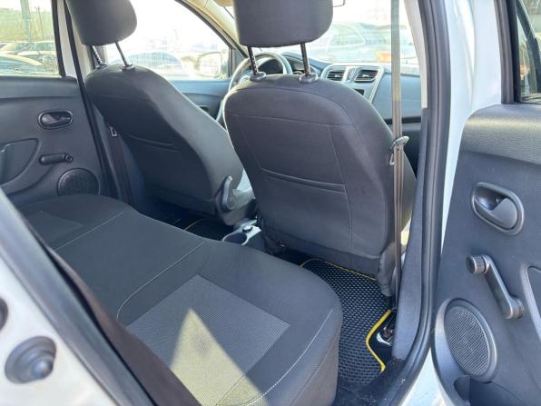 Renault Sandero II Рестайлинг с пробегом 2019 года, цена 1 050 000 рублей, 112500 км, хэтчбек, Автокод Объявления