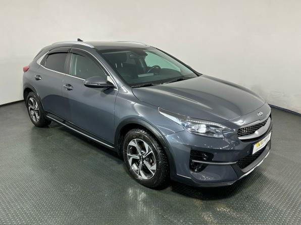 Kia XCeed I с пробегом 2020 года, цена 1 980 000 рублей, 70000 км, хэтчбек, Автокод Объявления