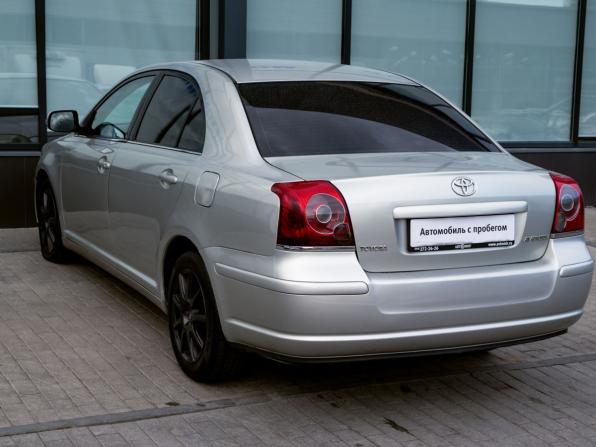 Toyota Avensis II Рестайлинг с пробегом 2006 года, цена 750 000 рублей, 220375 км, седан, Автокод Объявления