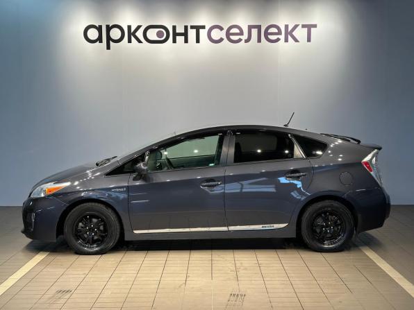 Toyota Prius III Рестайлинг (XW30) с пробегом 2013 года, цена 1 064 000 рублей, 160516 км, лифтбек, Автокод Объявления