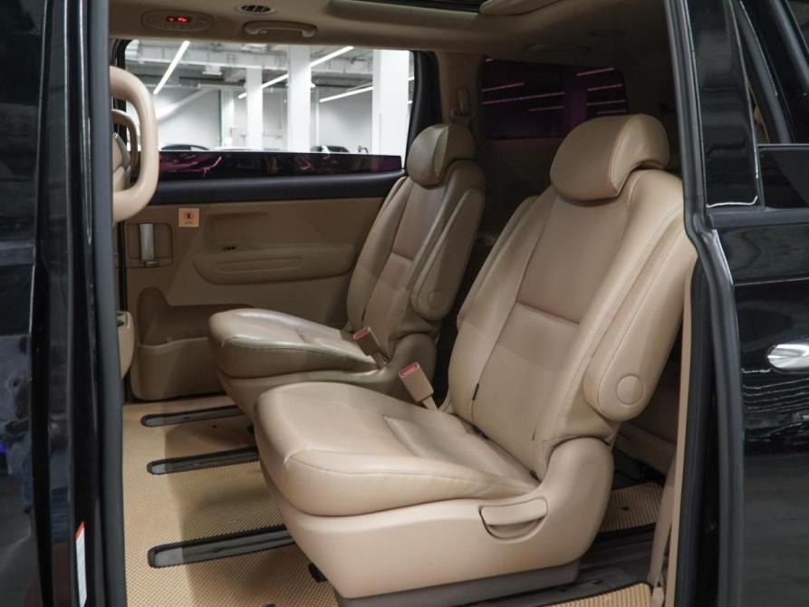 Kia Carnival III Москва  - изображение 10
