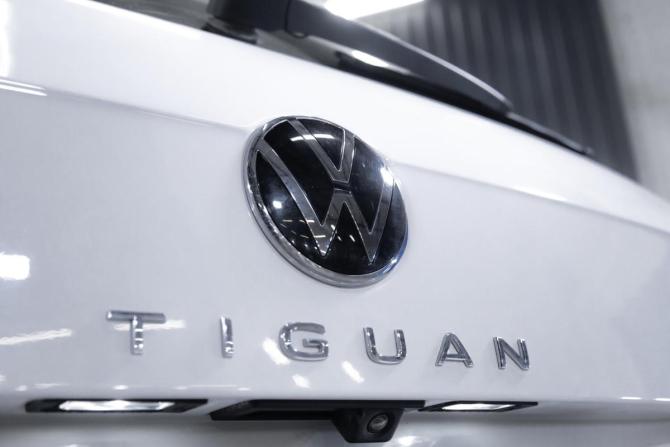 Volkswagen Tiguan II Рестайлинг с пробегом 2021 года, цена 2 399 000 рублей, 114500 км, внедорожник, Автокод Объявления