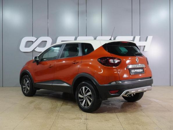 Renault Kaptur I с пробегом 2017 года, цена 1 419 000 рублей, 77742 км, внедорожник, Автокод Объявления