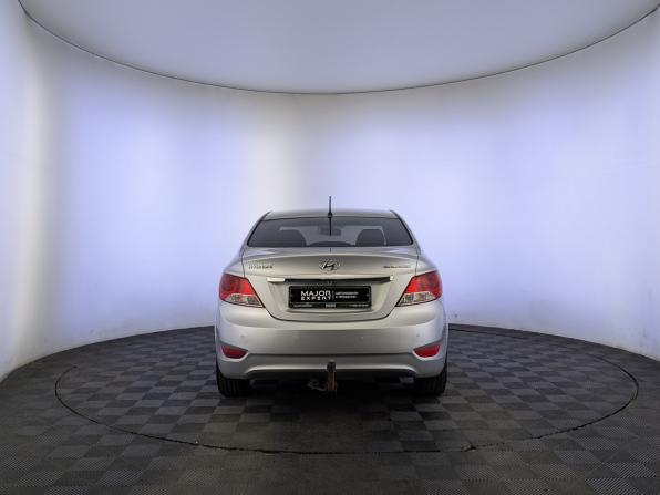 Hyundai Solaris I с пробегом 2013 года, цена 950 000 рублей, 137449 км, седан, Автокод Объявления