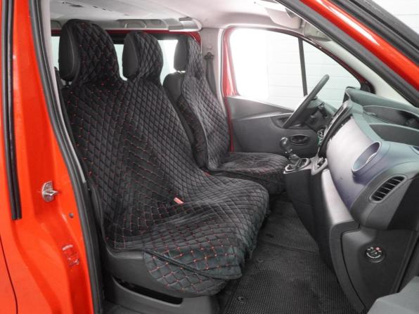 Opel Vivaro B с пробегом 2015 года, цена 1 939 000 рублей, 243391 км, минивэн, Автокод Объявления