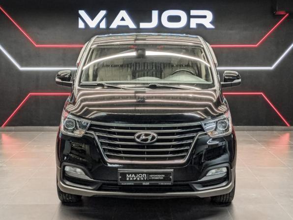 Hyundai H-1 II Рестайлинг 2 с пробегом 2021 года, цена 3 195 000 рублей, 141000 км, минивэн, Автокод Объявления