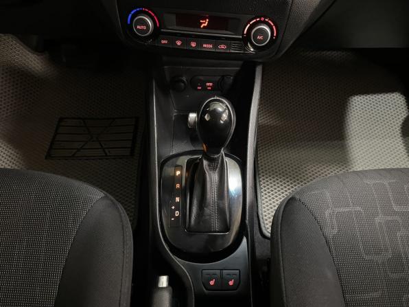 Kia Rio III Рестайлинг с пробегом 2016 года, цена 1 159 000 рублей, 98847 км, седан, Автокод Объявления