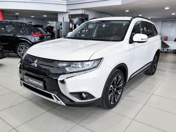 Mitsubishi Outlander III Рестайлинг 3 с пробегом 2021 года, цена 2 450 000 рублей, 58637 км, внедорожник, Автокод Объявления