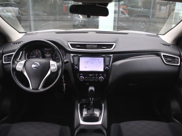 Nissan Qashqai II с пробегом 2018 года, цена 1 565 000 рублей, 131161 км, внедорожник, Автокод Объявления