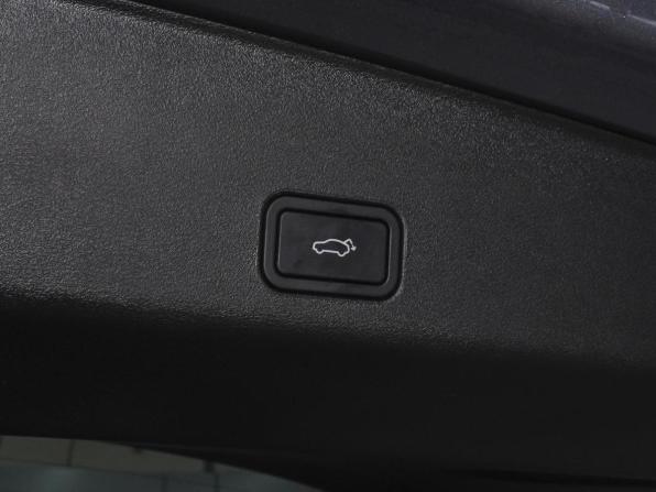 Geely Monjaro I с пробегом 2024 года, цена 3 250 000 рублей, 30508 км, внедорожник, Автокод Объявления