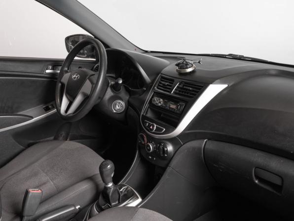 Hyundai Solaris I с пробегом 2012 года, цена 710 000 рублей, 147000 км, хэтчбек, Автокод Объявления