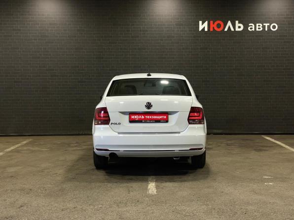 Volkswagen Polo V Рестайлинг с пробегом 2019 года, цена 1 240 000 рублей, 131167 км, седан, Автокод Объявления
