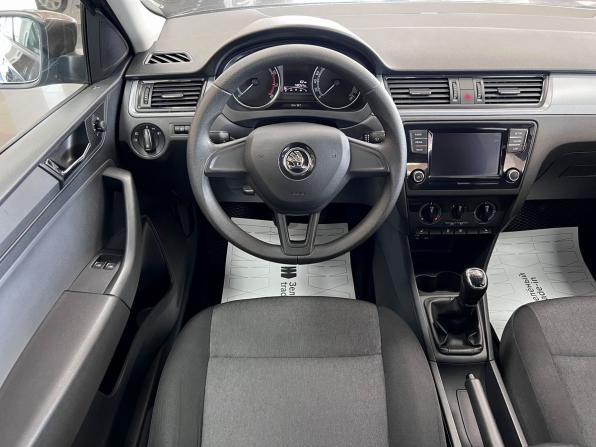 Skoda Rapid I Рестайлинг с пробегом 2017 года, цена 1 295 000 рублей, 148064 км, лифтбек, Автокод Объявления