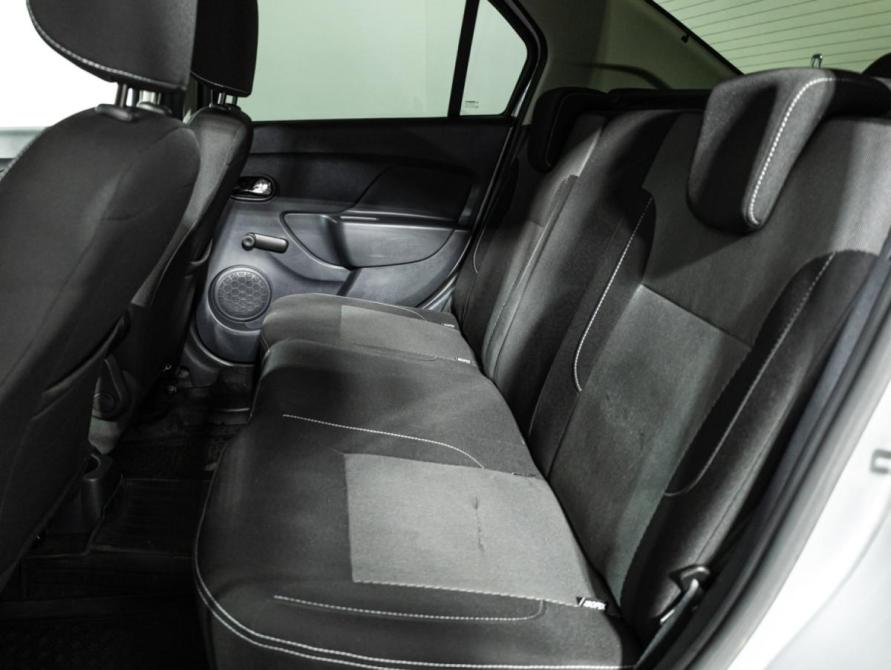 Renault Logan II Рестайлинг Санкт-Петербург  - изображение 11