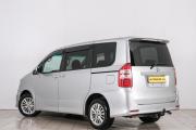 Toyota Noah II (R70) Красноярск  - изображение 23
