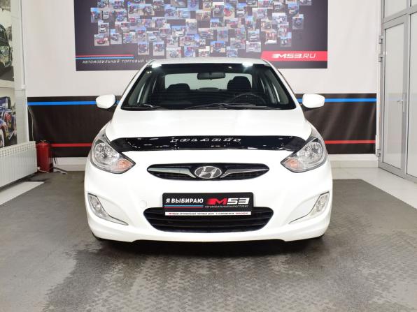 Hyundai Solaris I с пробегом 2013 года, цена 949 995 рублей, 161884 км, седан, Автокод Объявления