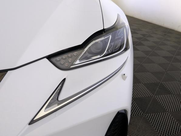Lexus IS III Рестайлинг с пробегом 2018 года, цена 3 380 000 рублей, 89700 км, седан, Автокод Объявления
