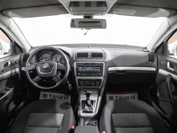 Skoda Octavia II (A5) Рестайлинг с пробегом 2012 года, цена 988 500 рублей, 108825 км, лифтбек, Автокод Объявления