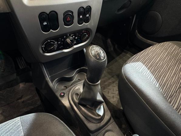 Renault Sandero I с пробегом 2013 года, цена 670 000 рублей, 133150 км, хэтчбек, Автокод Объявления