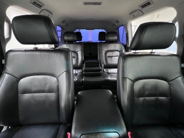 Toyota Land Cruiser 200 Series Рестайлинг 1 с пробегом 2012 года, цена 3 350 000 рублей, 299710 км, внедорожник, Автокод Объявления