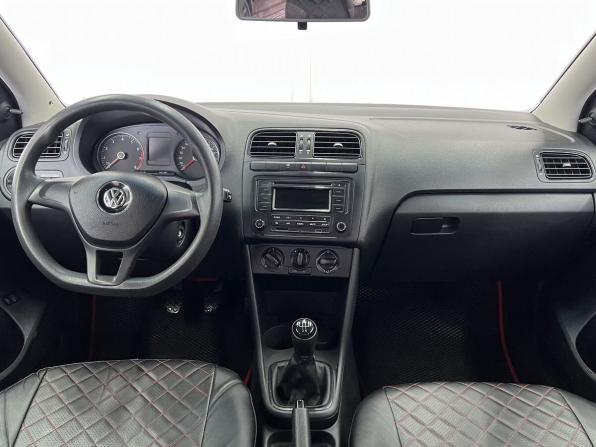 Volkswagen Polo V Рестайлинг с пробегом 2018 года, цена 899 000 рублей, 134786 км, седан, Автокод Объявления