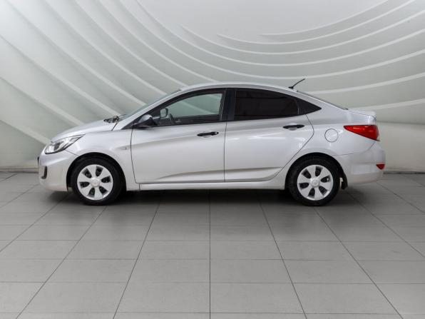 Hyundai Solaris I с пробегом 2014 года, цена 578 000 рублей, 200616 км, седан, Автокод Объявления