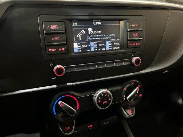 Kia Rio IV Рестайлинг с пробегом 2021 года, цена 1 240 000 рублей, 112796 км, седан, Автокод Объявления