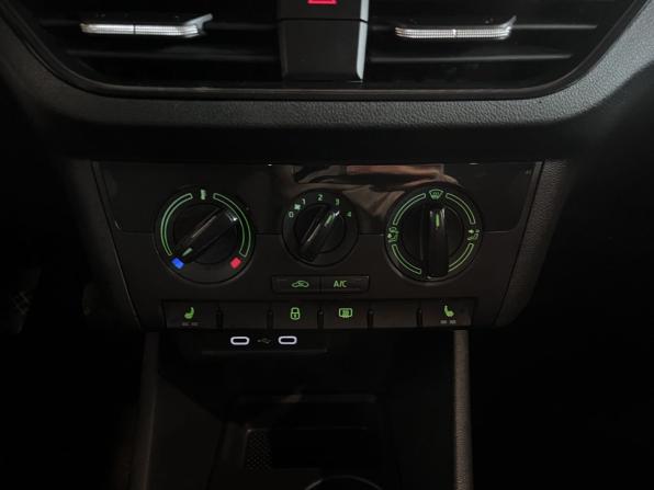 Skoda Rapid II с пробегом 2020 года, цена 1 400 000 рублей, 68715 км, лифтбек, Автокод Объявления