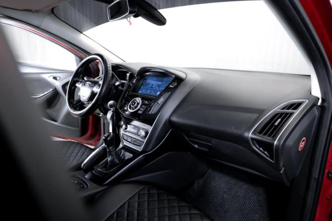 Ford Focus III с пробегом 2011 года, цена 750 000 рублей, 180367 км, хэтчбек, Автокод Объявления