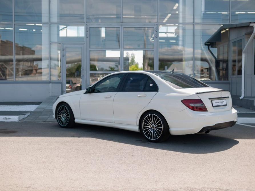 Mercedes-Benz C-Класс III (W204) Рестайлинг Курган  - изображение 6