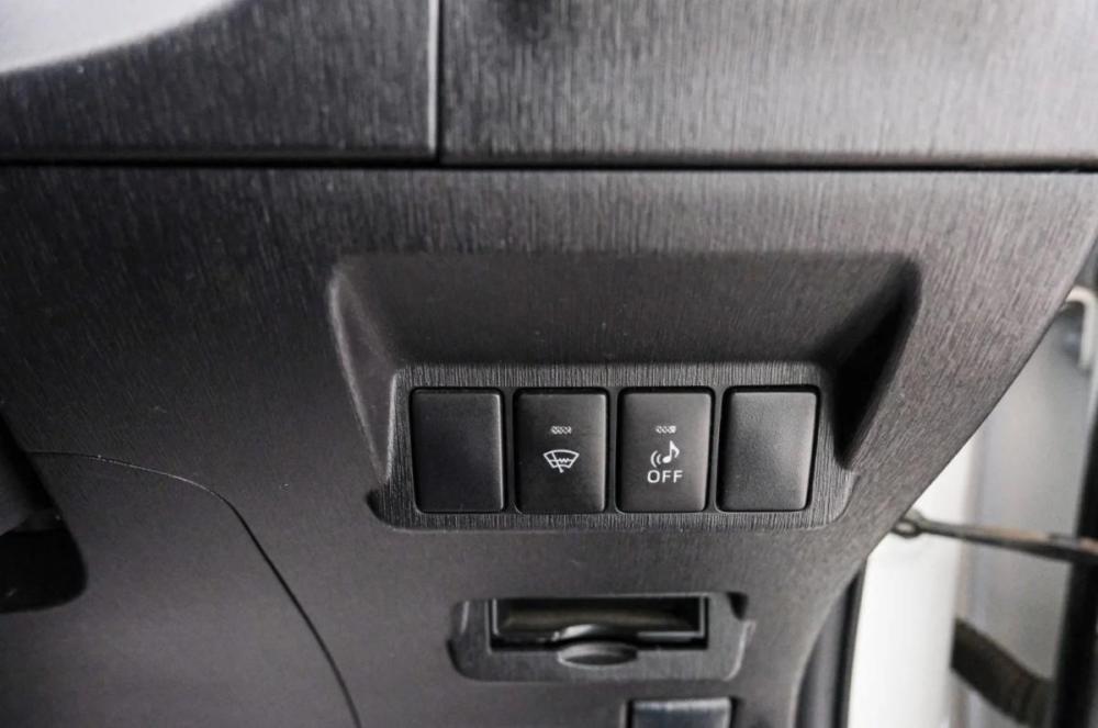 Toyota Prius Alpha I (ZVW40/41) Рестайлинг Красноярск  - изображение 19