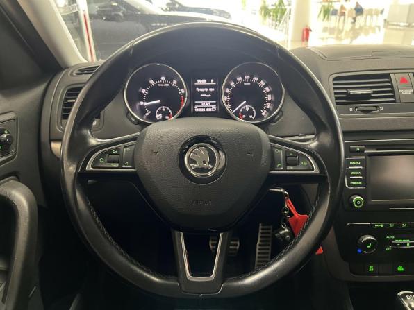 Skoda Yeti I Рестайлинг с пробегом 2014 года, цена 1 349 000 рублей, 118000 км, внедорожник, Автокод Объявления