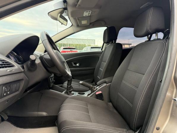 Renault Megane III Рестайлинг с пробегом 2013 года, цена 575 000 рублей, 268000 км, хэтчбек, Автокод Объявления