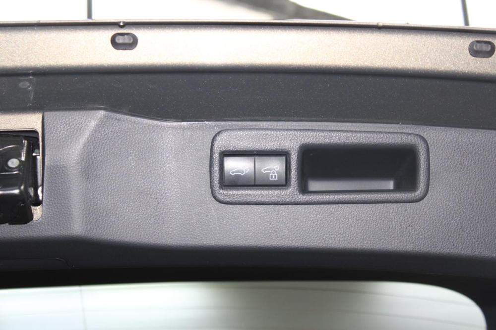 Toyota Harrier IV (XU80) Владивосток  - изображение 12