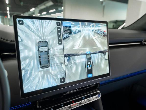 Zeekr 9X с пробегом 2025 года, цена 10 700 000 рублей, 50 км, внедорожник, Автокод Объявления
