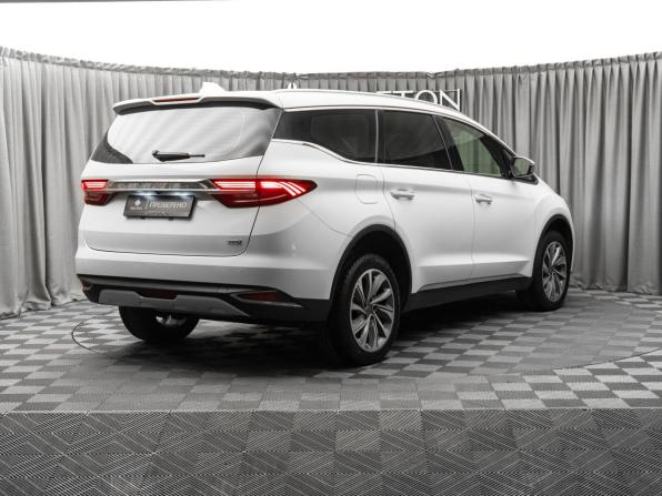 Geely Jiaji I с пробегом 2019 года, цена 2 250 000 рублей, 54302 км, минивэн, Автокод Объявления