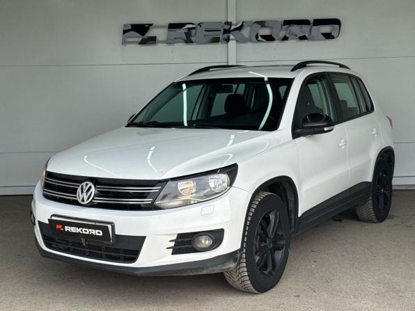Volkswagen Tiguan I Рестайлинг с пробегом 2012 года, цена 1 059 000 рублей, 243642 км, внедорожник, Автокод Объявления