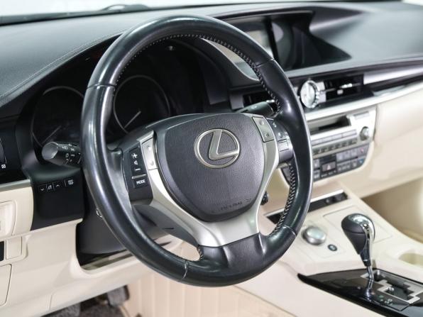Lexus ES VI с пробегом 2012 года, цена 2 230 000 рублей, 180843 км, седан, Автокод Объявления