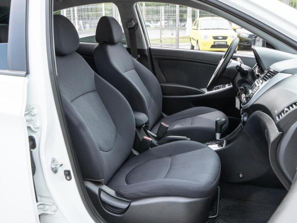 Hyundai Solaris I с пробегом 2013 года, цена 949 000 рублей, 184926 км, седан, Автокод Объявления