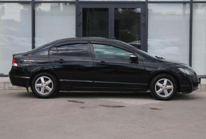 Honda Civic VIII с пробегом 2009 года, цена 670 000 рублей, 327569 км, седан, Автокод Объявления