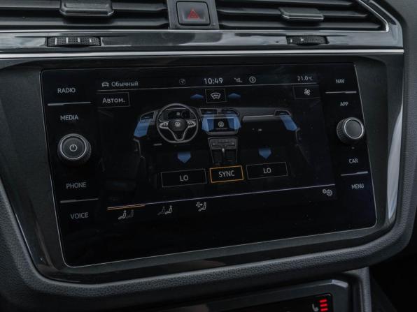 Volkswagen Tiguan II Рестайлинг с пробегом 2021 года, цена 3 099 000 рублей, 90364 км, внедорожник, Автокод Объявления