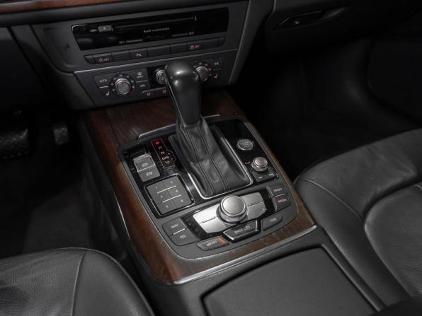 Audi A6 IV (C7) Рестайлинг с пробегом 2015 года, цена 2 275 000 рублей, 141710 км, седан, Автокод Объявления
