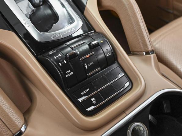 Porsche Cayenne II (958) с пробегом 2014 года, цена 2 575 111 рублей, 236848 км, внедорожник, Автокод Объявления