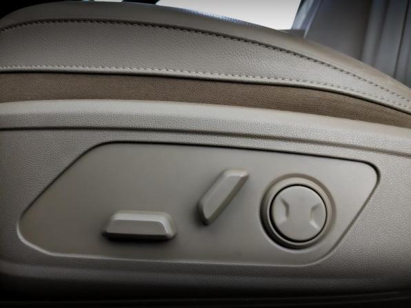 Kia K8 I с пробегом 2022 года, цена 4 165 000 рублей, 45600 км, седан, Автокод Объявления