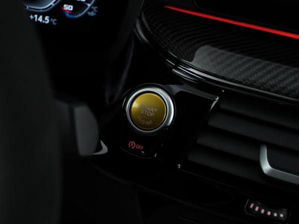 BMW M5 VI (F90) Рестайлинг с пробегом 2022 года, цена 13 300 055 рублей, 48631 км, седан, Автокод Объявления