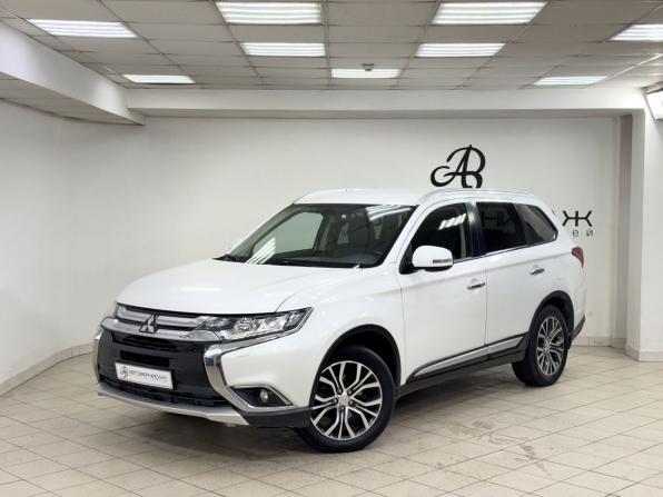 Mitsubishi Outlander III Рестайлинг 2 с пробегом 2016 года, цена 2 050 000 рублей, 65741 км, внедорожник, Автокод Объявления