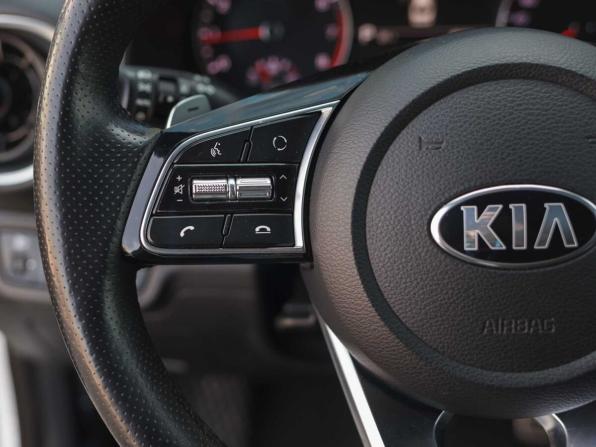 Kia Cerato IV с пробегом 2020 года, цена 2 200 000 рублей, 45228 км, седан, Автокод Объявления